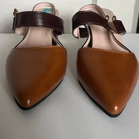 Coach Women sandal - Picture 6 of 13